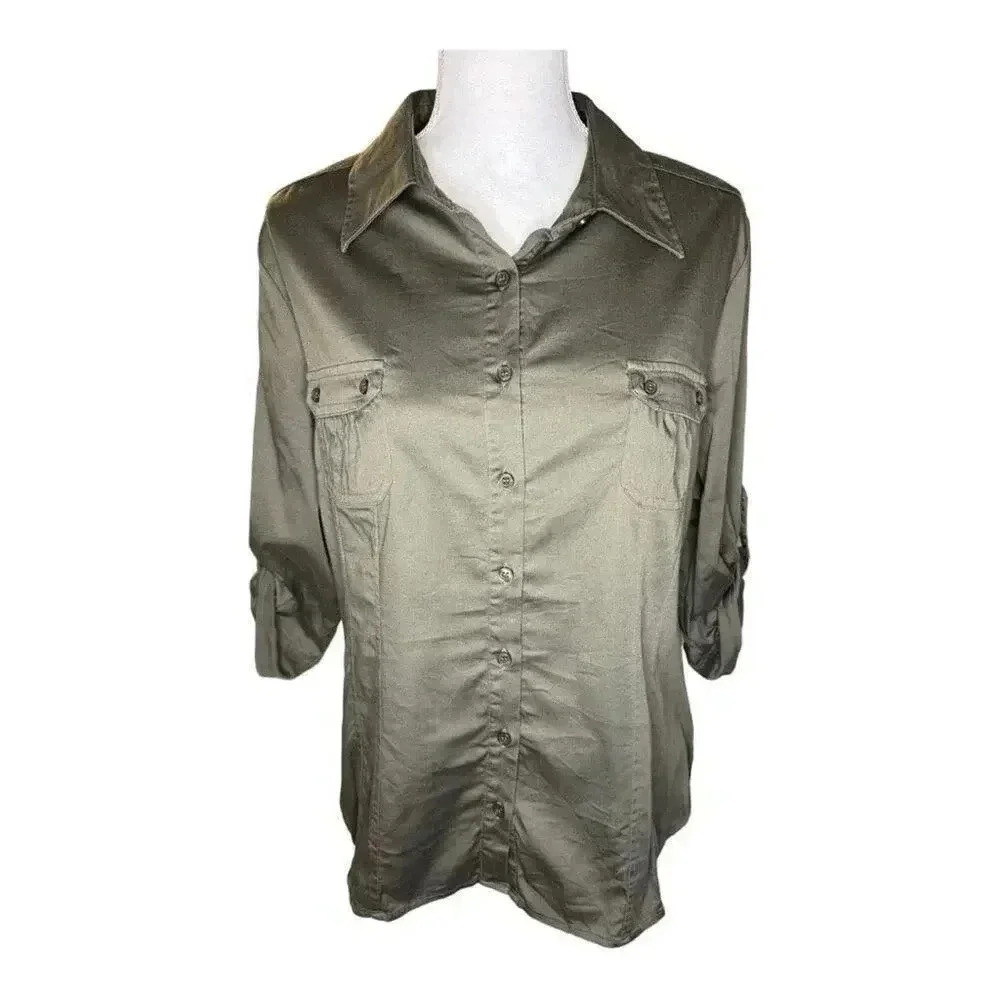 Apt. 9 women’s size‎ XL green button down roll sleeve shirt